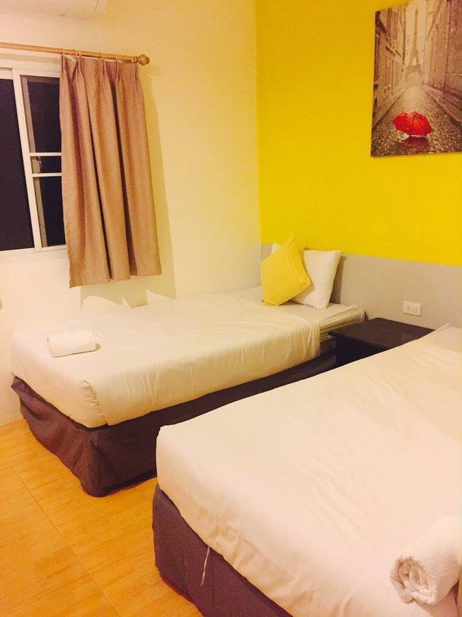 Room Hostel Thalang Zewnętrze zdjęcie