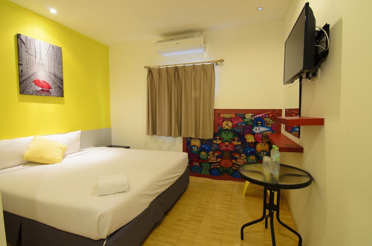 Room Hostel Thalang Zewnętrze zdjęcie